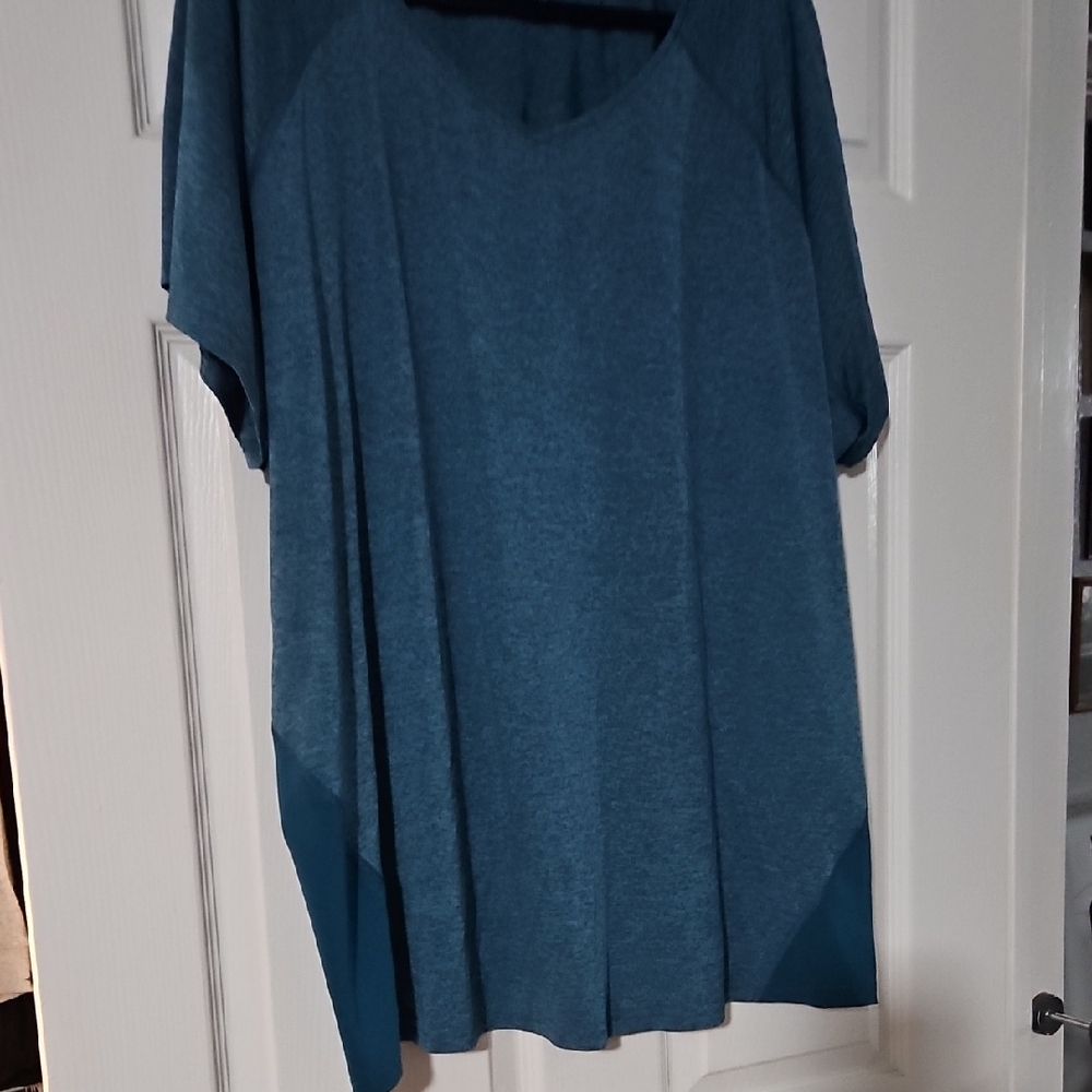 Tek Gear Women's Teal Short Sleeve Top